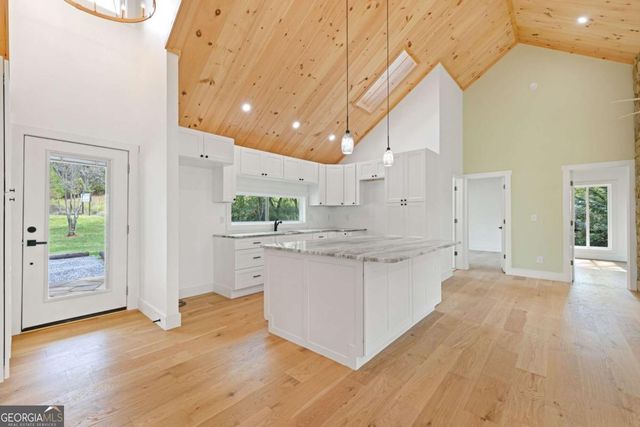 6389 Old Hwy 64W, Warne, NC 28909