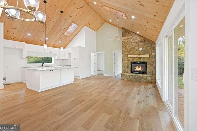 6389 Old Hwy 64W, Warne, NC 28909