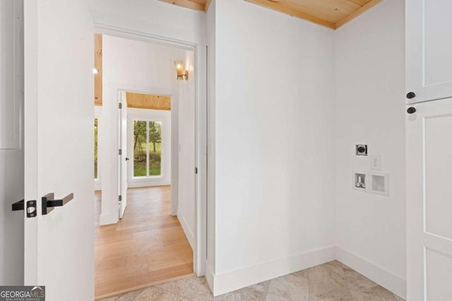 6389 Old Hwy 64W, Warne, NC 28909