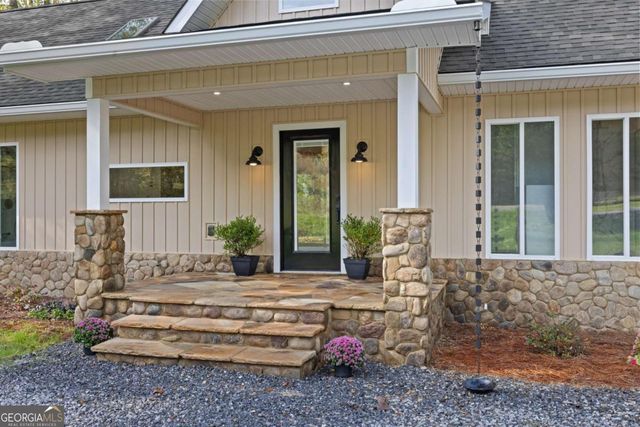 6389 Old Hwy 64W, Warne, NC 28909