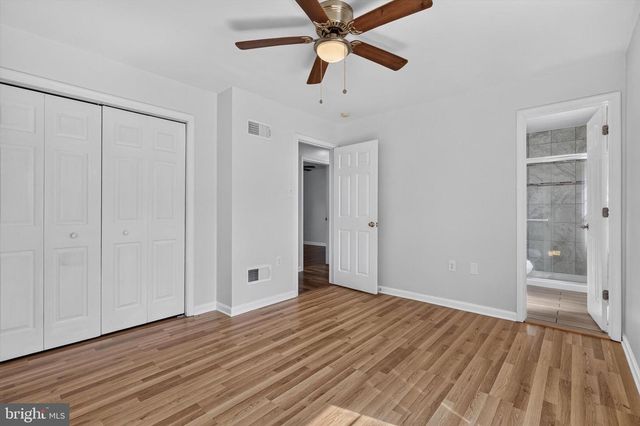 2 RASPBERRY DR, Mechanicsburg, PA 17050