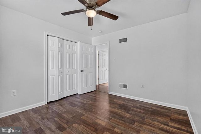 2 RASPBERRY DR, Mechanicsburg, PA 17050