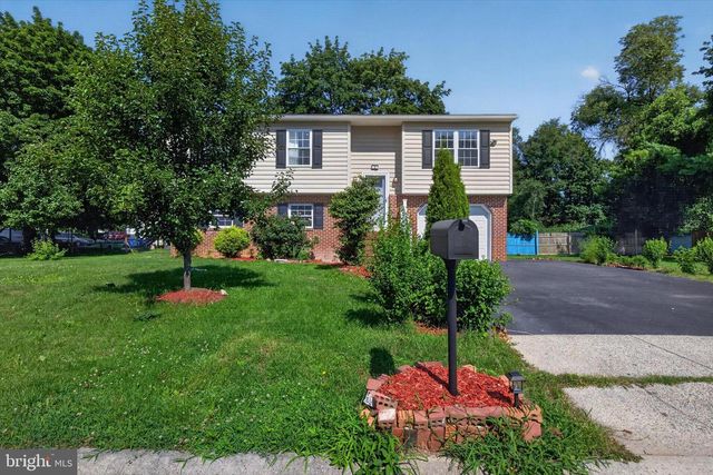 2 RASPBERRY DR, Mechanicsburg, PA 17050