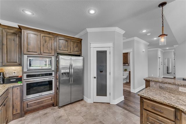 18916 Mallory Xing, Siloam Springs, AR 72761