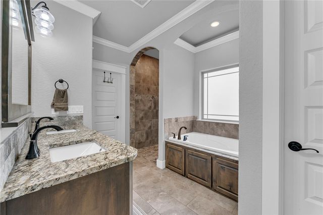 18916 Mallory Xing, Siloam Springs, AR 72761