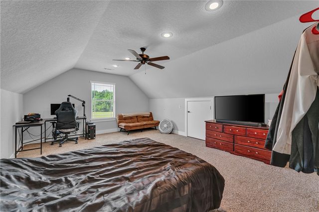 18916 Mallory Xing, Siloam Springs, AR 72761
