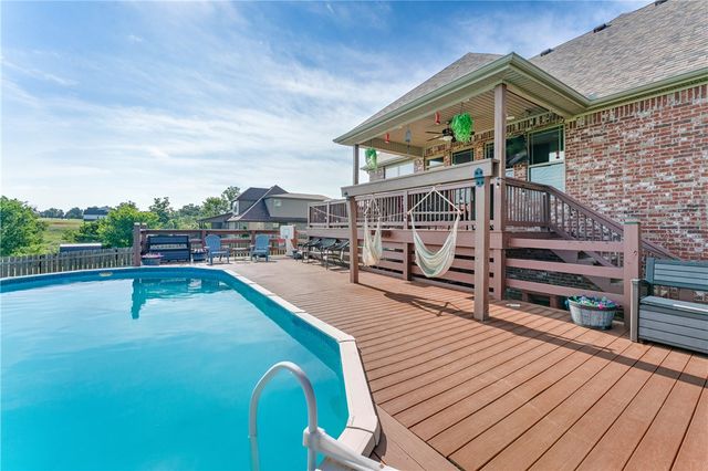 18916 Mallory Xing, Siloam Springs, AR 72761