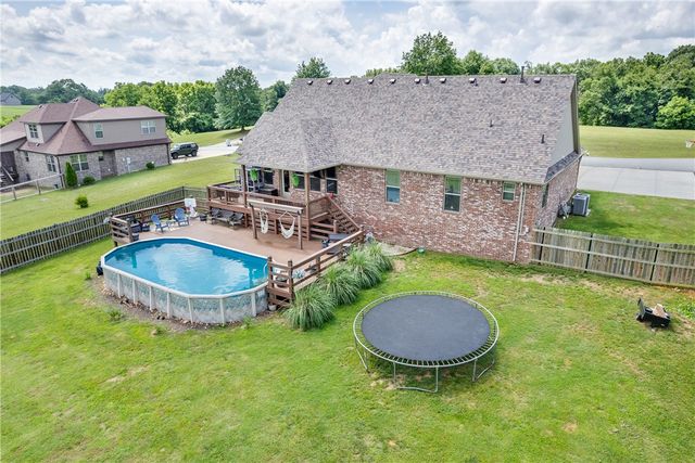 18916 Mallory Xing, Siloam Springs, AR 72761