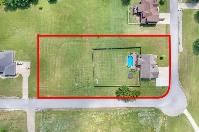 18916 Mallory Xing, Siloam Springs, AR 72761