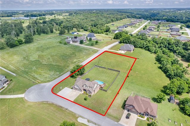 18916 Mallory Xing, Siloam Springs, AR 72761