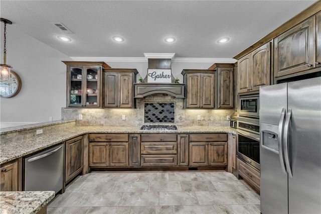 18916 Mallory Xing, Siloam Springs, AR 72761