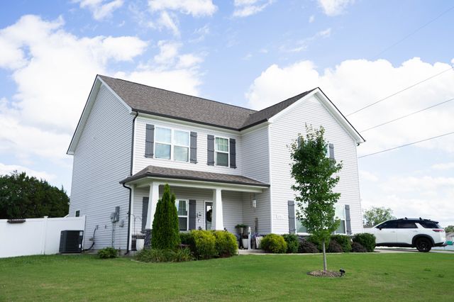 201 Durum St, Shelbyville, TN 37160