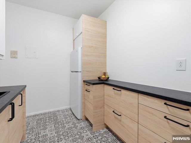 141 Duncan Avenue 6, Jersey City, NJ 07306