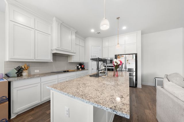 406 Garden Tree Trail, Midlothian, TX 76065