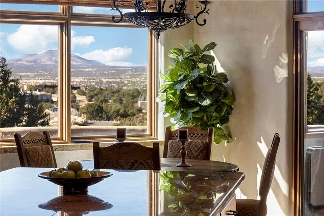 39 Calle Mi Gusto, Santa Fe, NM 87506