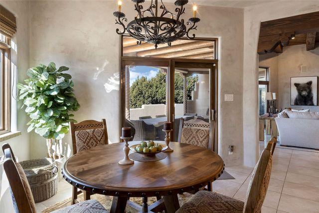 39 Calle Mi Gusto, Santa Fe, NM 87506