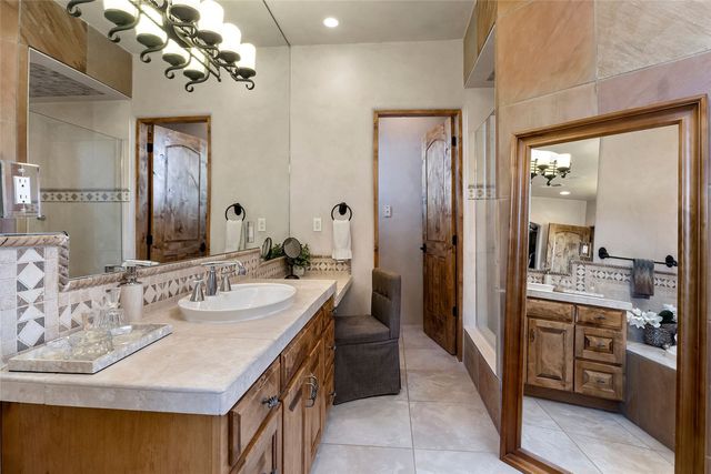 39 Calle Mi Gusto, Santa Fe, NM 87506