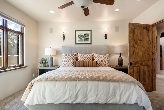 39 Calle Mi Gusto, Santa Fe, NM 87506