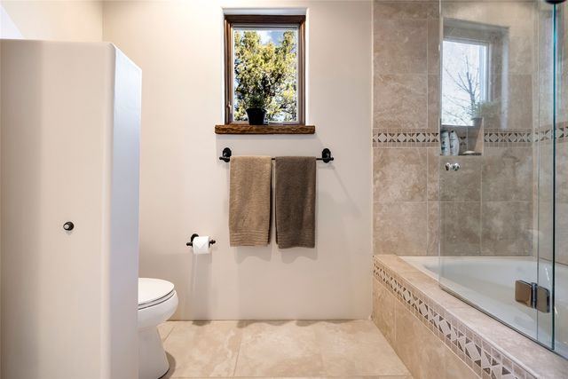 39 Calle Mi Gusto, Santa Fe, NM 87506