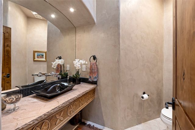 39 Calle Mi Gusto, Santa Fe, NM 87506