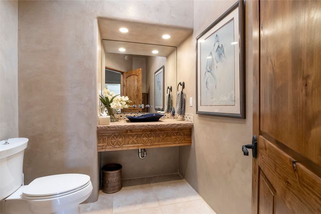 39 Calle Mi Gusto, Santa Fe, NM 87506