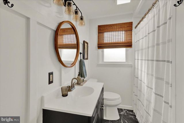 88 E COLLEGE AVE, Wernersville, PA 19565