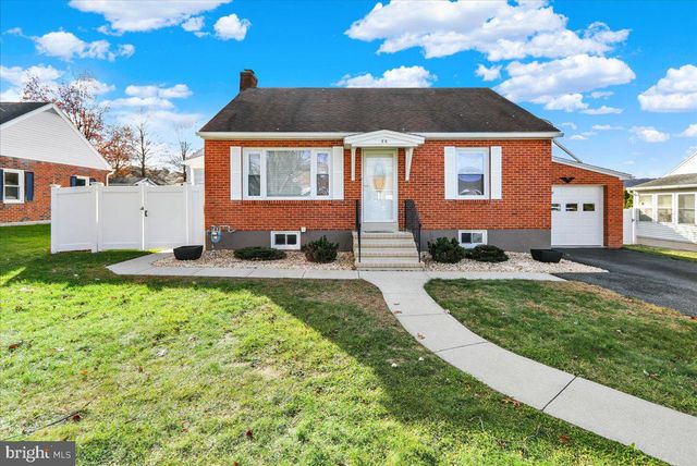 88 E COLLEGE AVE, Wernersville, PA 19565