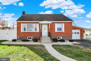 88 E COLLEGE AVE, Wernersville, PA 19565