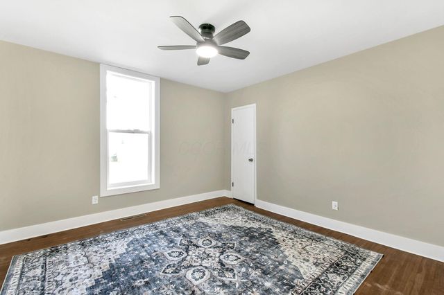 258 S Main Street, Pataskala, OH 43062