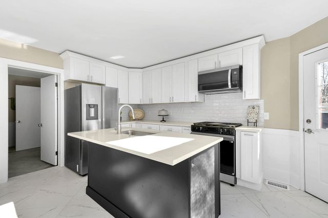 258 S Main Street, Pataskala, OH 43062