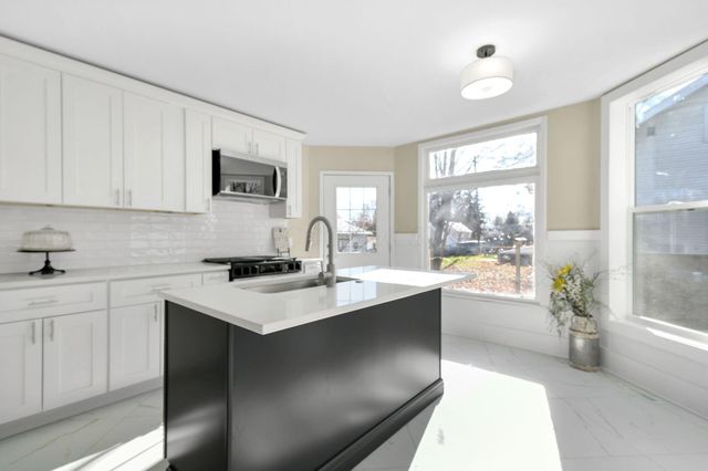 258 S Main Street, Pataskala, OH 43062