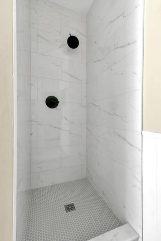 258 S Main Street, Pataskala, OH 43062