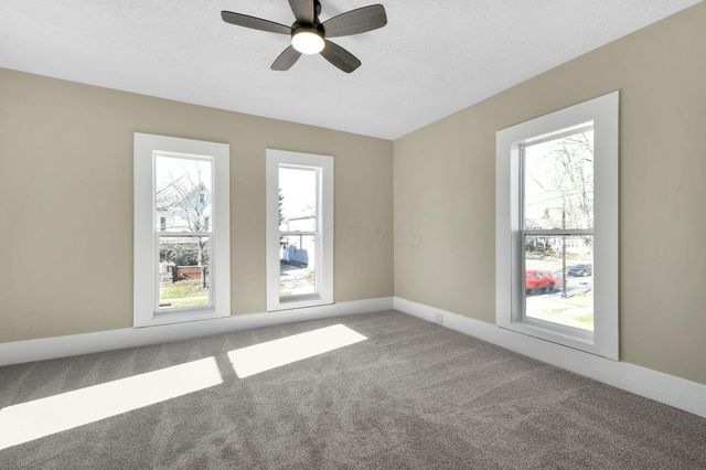 258 S Main Street, Pataskala, OH 43062