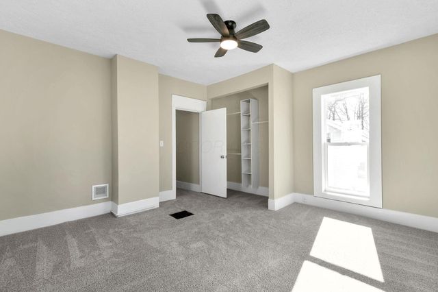 258 S Main Street, Pataskala, OH 43062