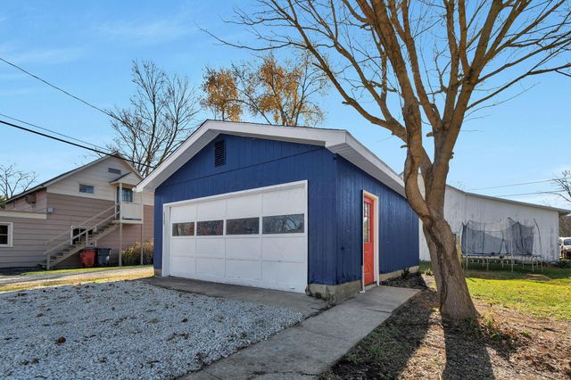 258 S Main Street, Pataskala, OH 43062