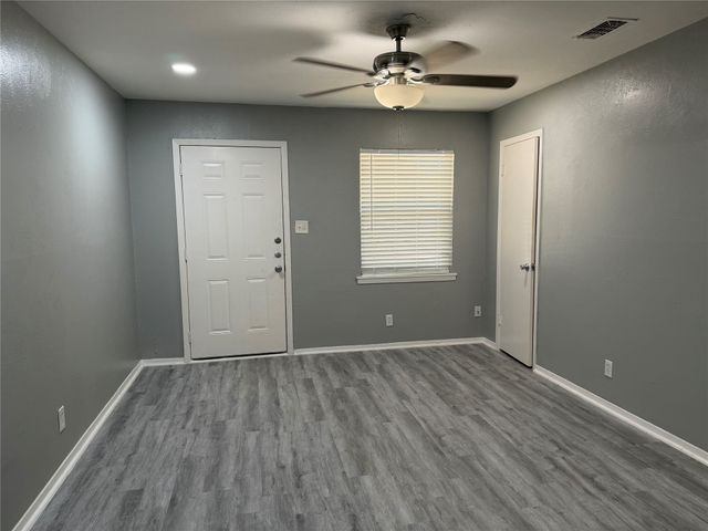 2509 Normont Circle, Fort Worth, TX 76103