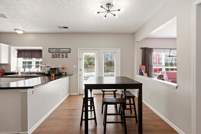 129 Cross Creek Drive, Paris, KY 40361