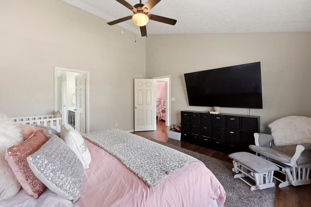 129 Cross Creek Drive, Paris, KY 40361