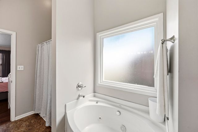 129 Cross Creek Drive, Paris, KY 40361