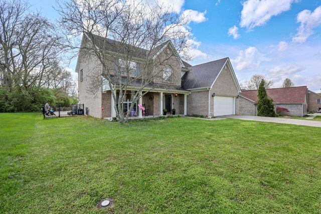 129 Cross Creek Drive, Paris, KY 40361