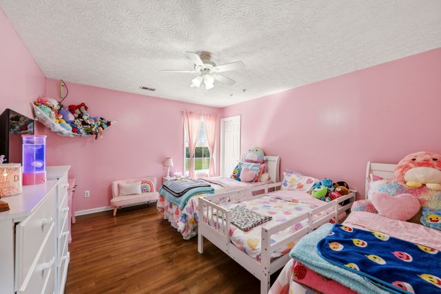 129 Cross Creek Drive, Paris, KY 40361