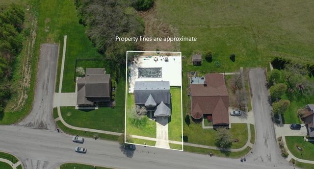 129 Cross Creek Drive, Paris, KY 40361