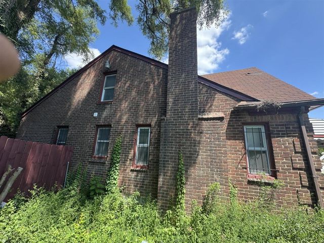 15819 Minock Street, Detroit, MI 48223