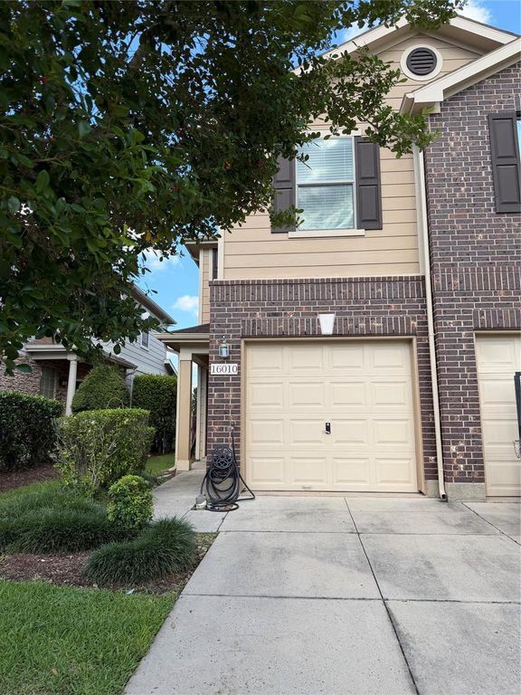 16010 Limestone Lake Drive, Tomball, TX 77377