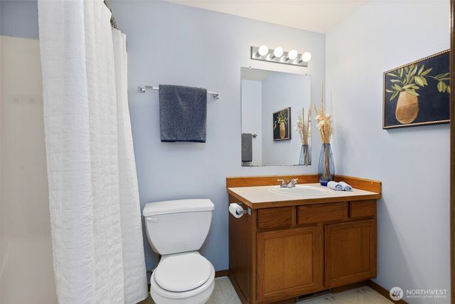 7548 Carnival Place NW, Bremerton, WA 98311