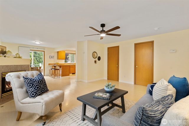 7548 Carnival Place NW, Bremerton, WA 98311