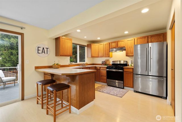 7548 Carnival Place NW, Bremerton, WA 98311