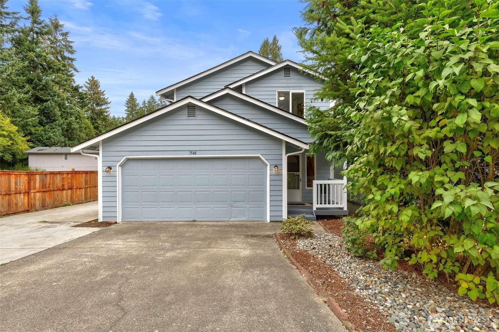 7548 Carnival Place NW, Bremerton, WA 98311