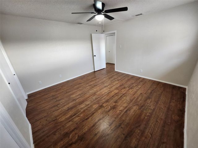 713 Cain Street, Lake Dallas, TX 75065