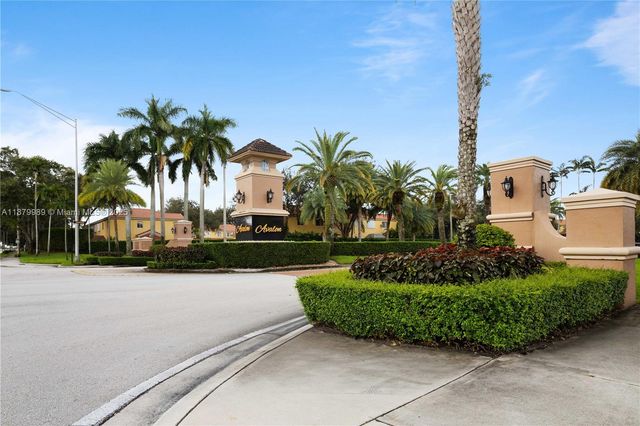 10698 SW 21st St, Miramar, FL 33025